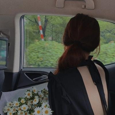 签约艺人直播带货翻车，导演当场摔剧本，72小时持续发酵